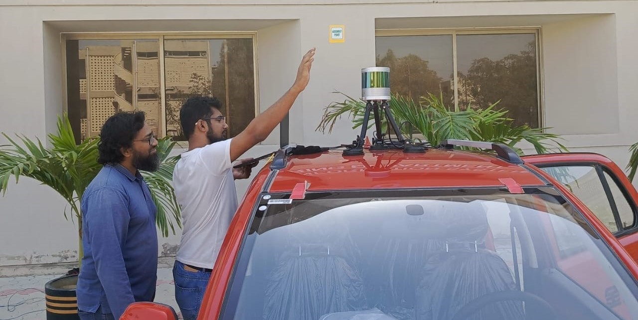 Autonomous driverless car